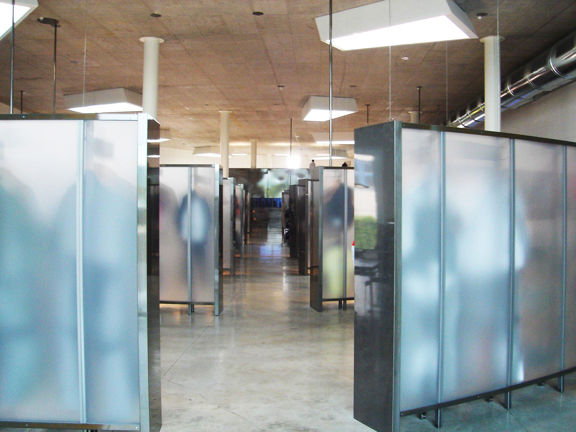 Arredamento verniciato a polvere